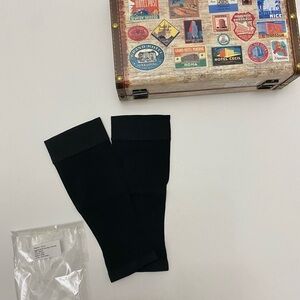 15-20 MMHG: Black COMPRESSION LEG SLEEVES (NYLON), Sz. M